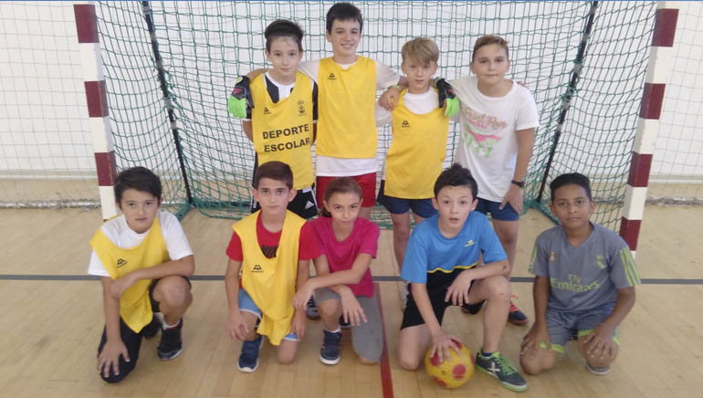 625 escolares de los centros de Totana participan en la Fase Local de Multideporte y Ftbol Sala